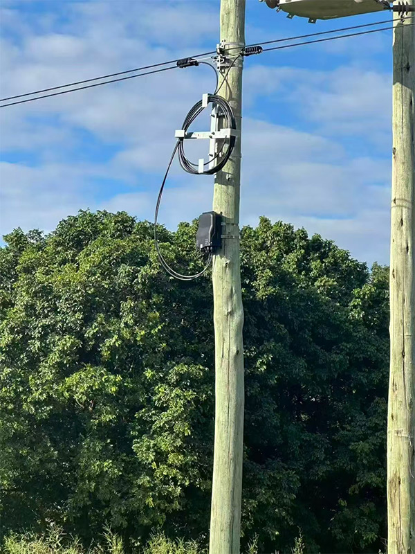 FO Connection Solutions ——Case1:Reliable Aerial Fiber Network Solution with Fiber Termination Box