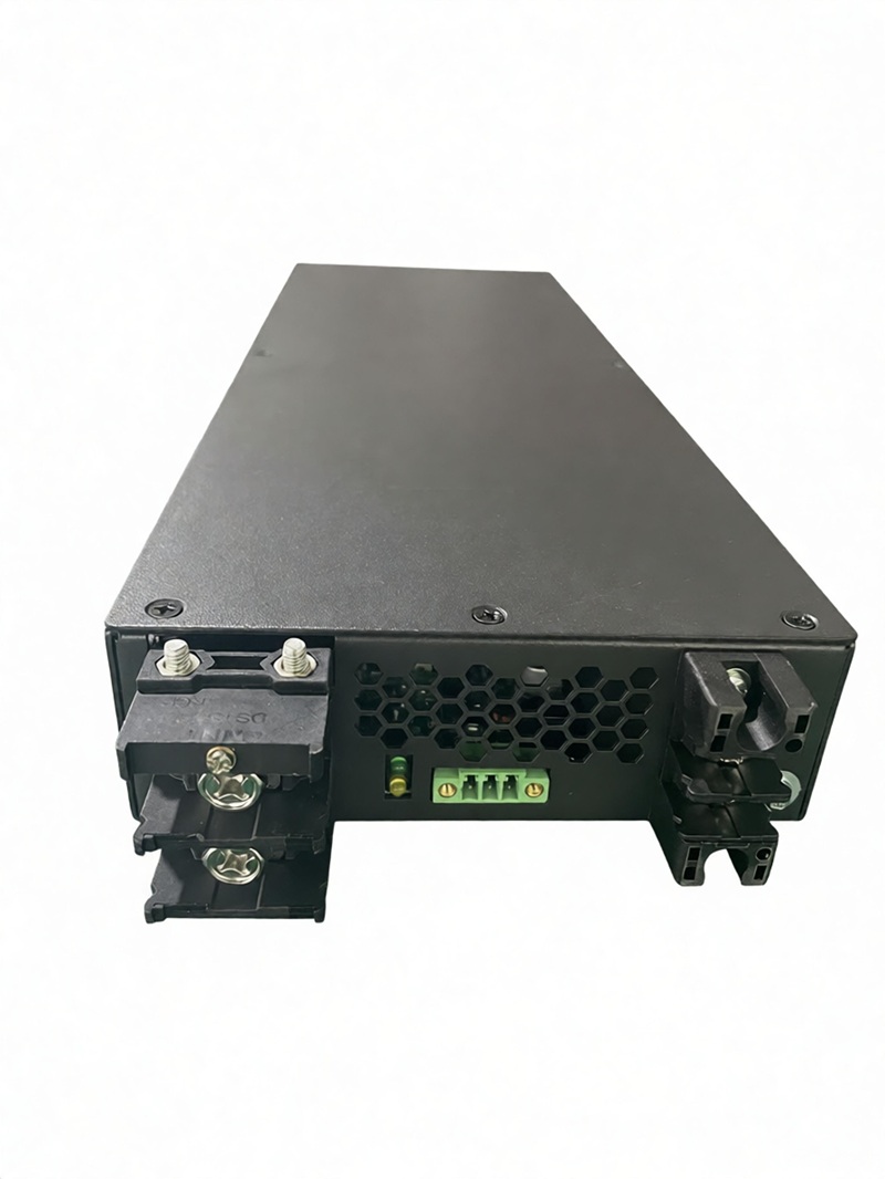 High power density of the digital rectifier module