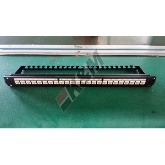 1U 24 ports UTP CAT6 Patch Panel